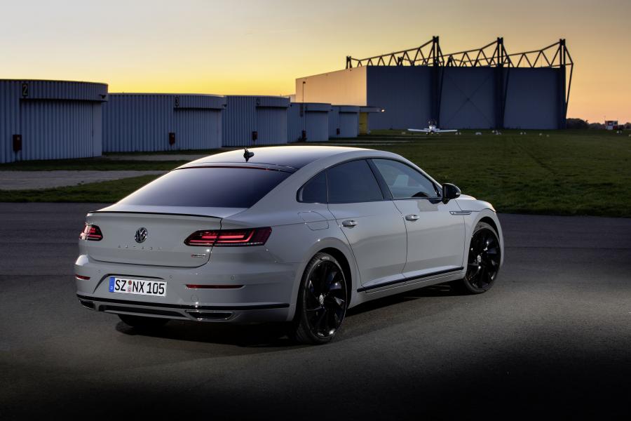  Volkswagen Arteon 4Motion R-Line Edition 2020 года  (фото 19 из 20)